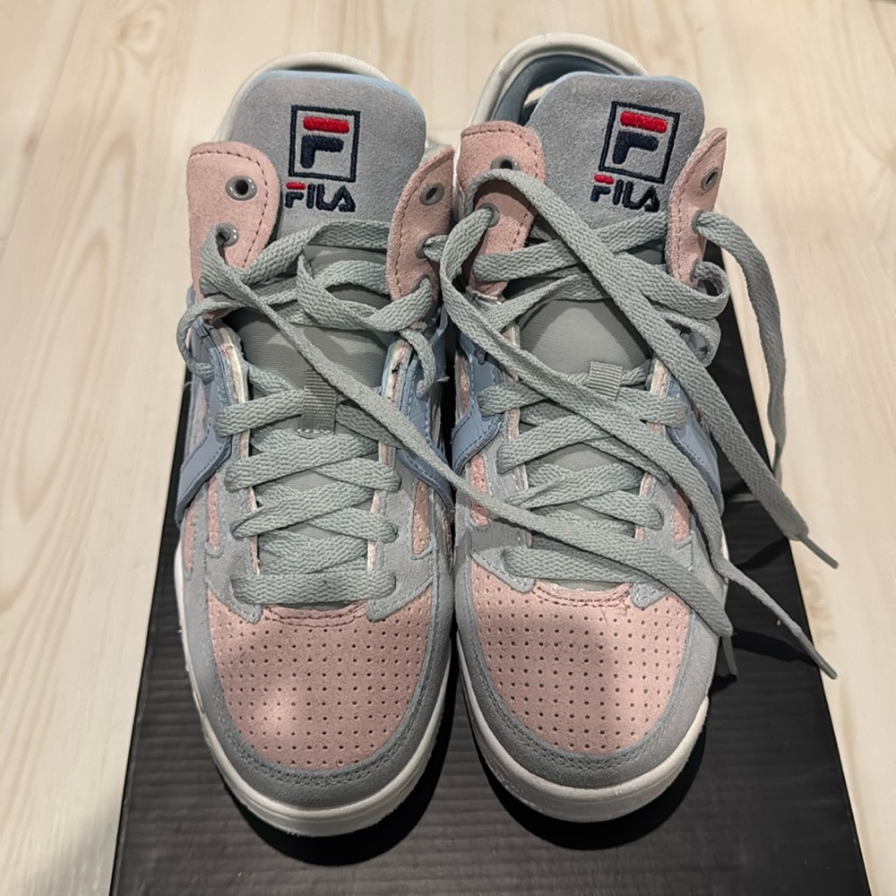 FILA Cage Suede woman size 6.5